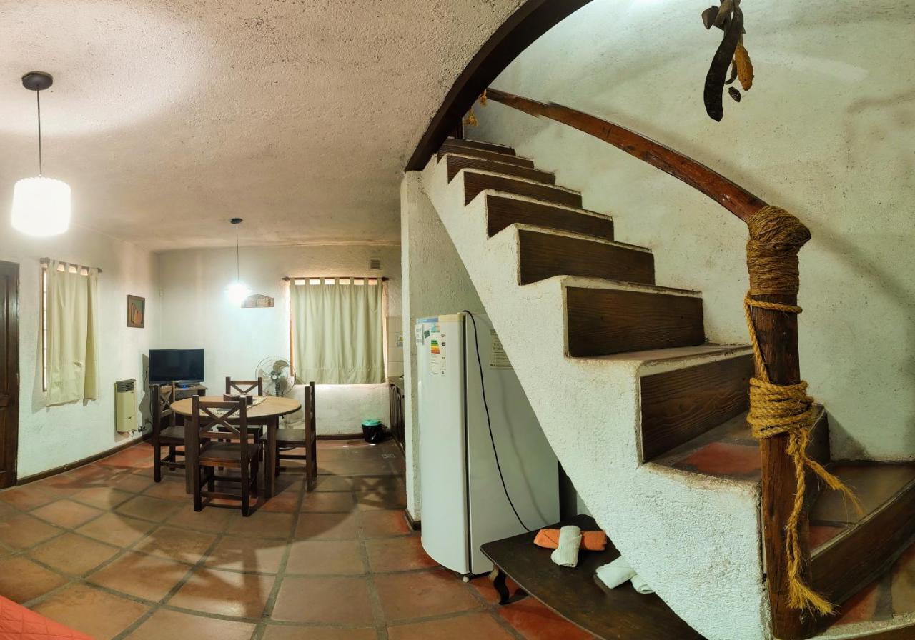 Cabanas Budapest カピージャ・デル・モンテ エクステリア 写真